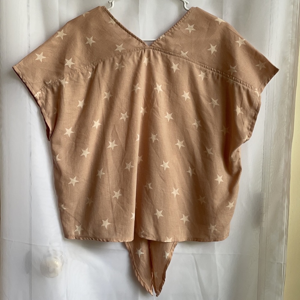 Hem & Thread Top - Picture 5 of 5